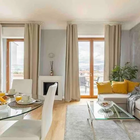 Penthouse With Private Terrace On Apartment Florence