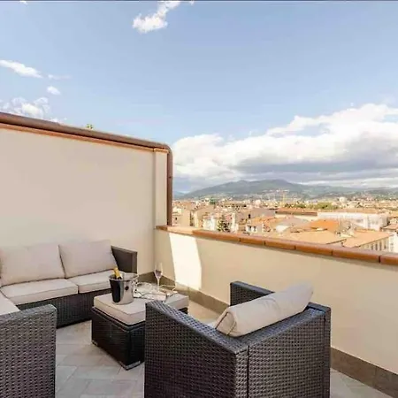 Apartment Penthouse With Private Terrace On *
