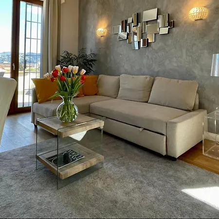 Penthouse With Private Terrace On